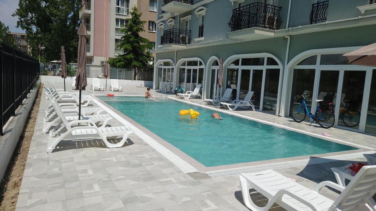 Riverside Vip Аpartments Aparthotel Slântsjev Brjag Eksteriør bilde