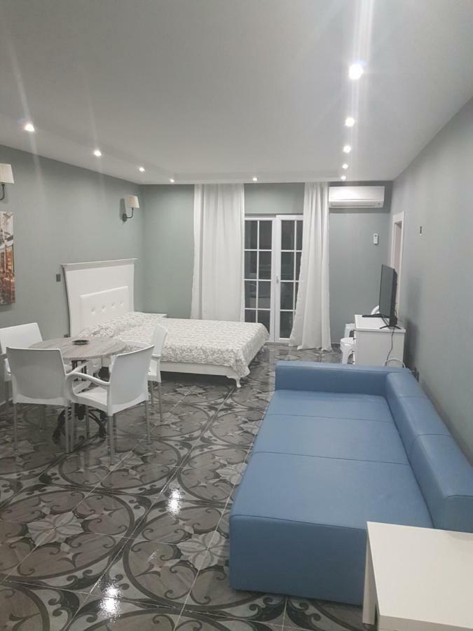 Riverside Vip Аpartments Aparthotel Slântsjev Brjag Eksteriør bilde